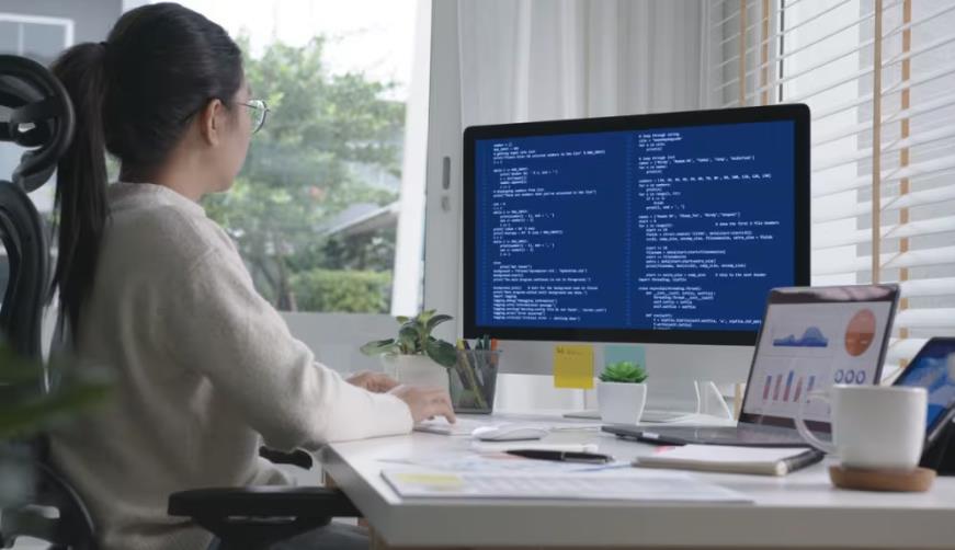 丰镇市企业数字化解决方案：机器学习赋能商业模式升级的核心路径